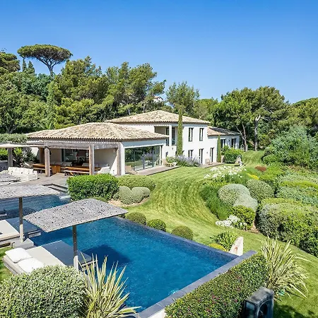 Before Making A Reservation Request Please Read My Host Profile At Bottom Of Page # Private Villa With Pool #