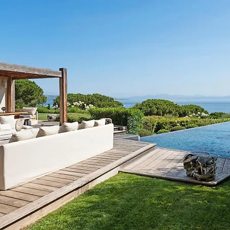 Before Making A Reservation Request Please Read My Host Profile At Bottom Of Page # Private Villa With Pool # Daire