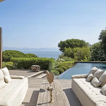 Before Making A Reservation Request Please Read My Host Profile At Bottom Of Page # Private Villa With Pool # * アンティーブ