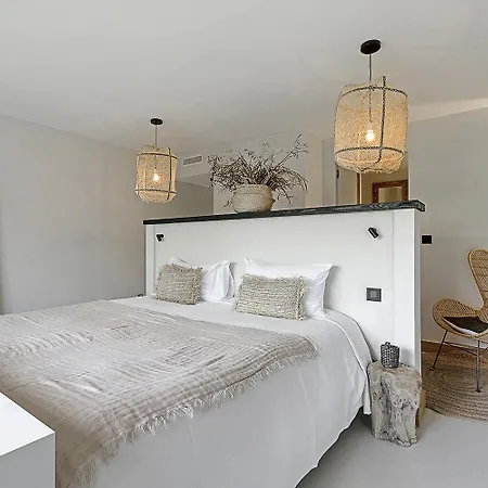 Daire Before Making A Reservation Request Please Read My Host Profile At Bottom Of Page # Private Villa With Pool # Antibes